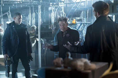 The Flash -- "Running to Stand Still" -- Image: FLA209A_0027b.jpg -- Pictured (L-R): Wentworth Miller as Leonard Snart, Mark Hamill as James Jesse/Trickster and Liam McIntyre as Mark Mardon-- Photo: Cate Cameron/The CW -- ÃÂ© 2015 The CW Network, LLC. All rights reserved.
