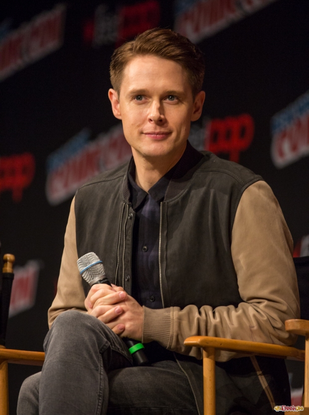 dirk-gently_nycc-2016-7
